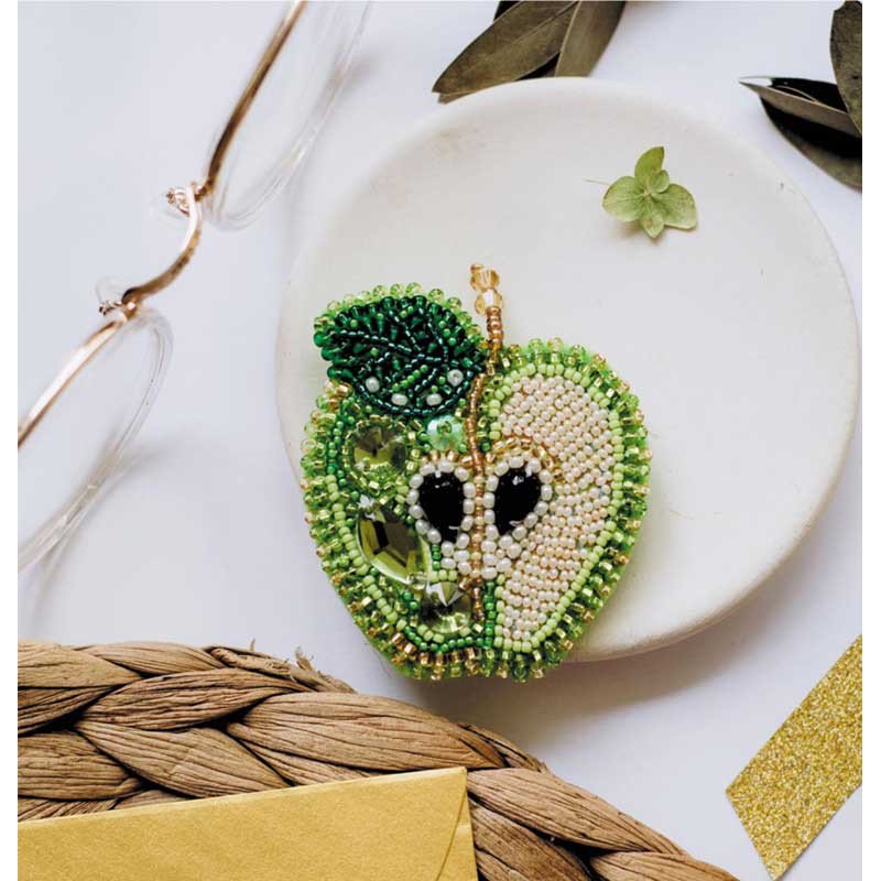 Bead embroidery kit decorations Abris Art AD-030 Green apple