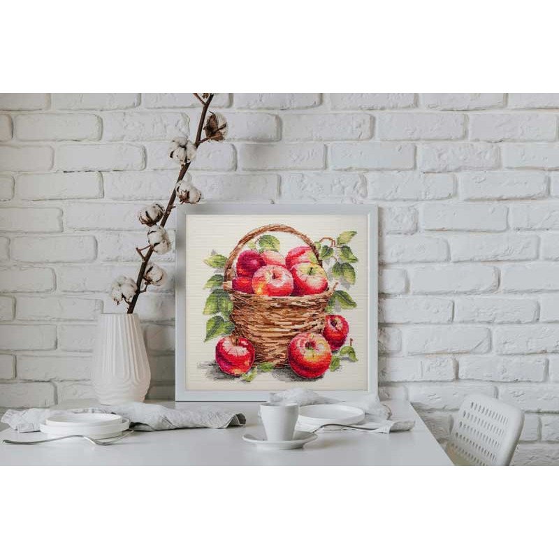 Cross stitch kit Abris Art AH-250 Poured apples