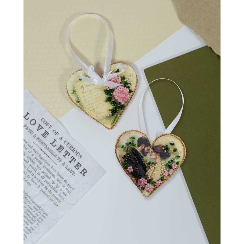 Набор для вышивки бисером новогодней игрушки на натуральном художественном холсте Абрис Арт АВТ-055 Виконт, который меня любил…