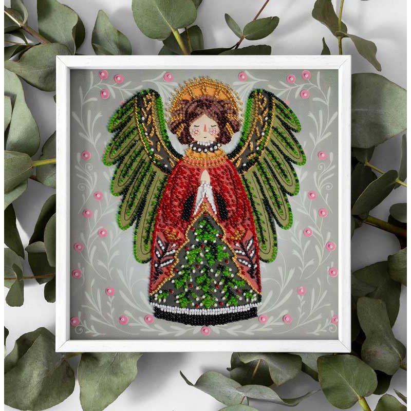 Mid-sized bead embroidery kit Abris Art AMB-114 The keeper of the Christmas miracle