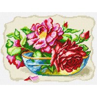 Kit for embroidery yarn on canvas with a pattern Quick Tapestry TL-84 Enchanting Roses