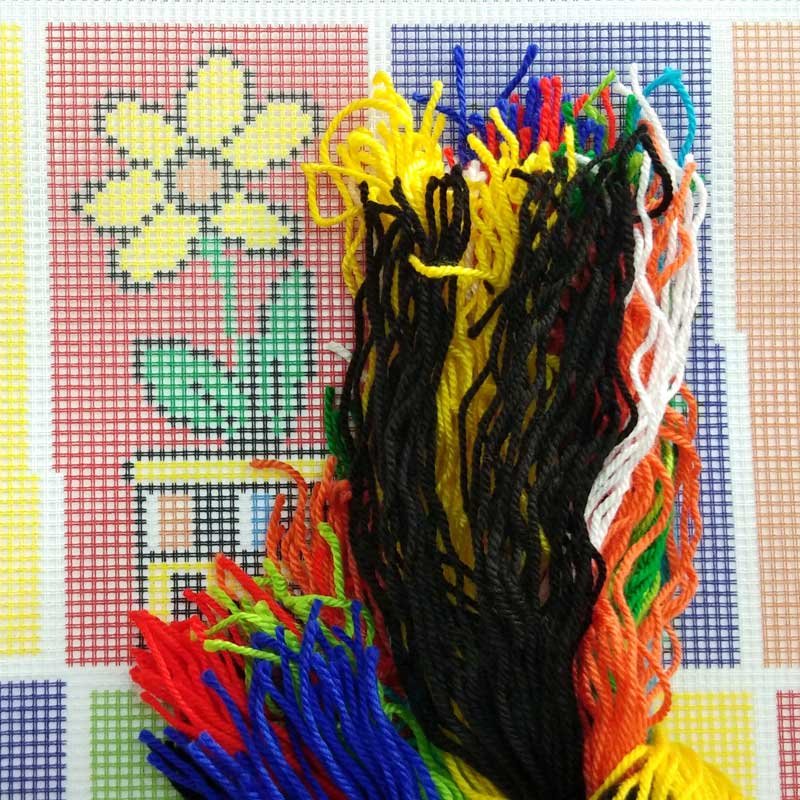 Подушка для вышивки полукрестом Чарівниця V-110 Цветы в горшках