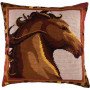 Подушка для вишивки напівхрестом Чарівниця V-113 Кінь