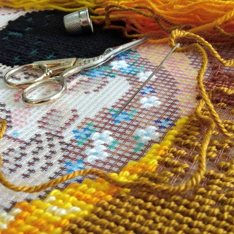Pillow for embroidery half-cross Charіvnytsya V-276 Kiss G. Klimt