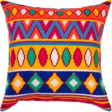 Подушка для вышивки полукрестом Чарівниця V-440 Мексика