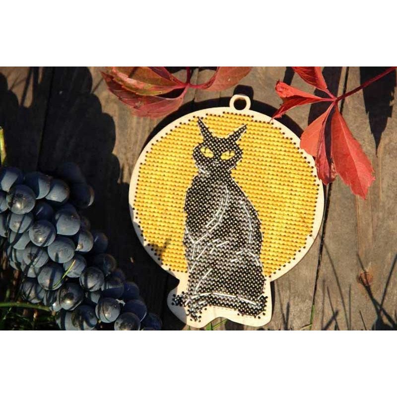 Набор для вышивания крестиком на деревянной основе ФрузелОк 0403 Черный кот