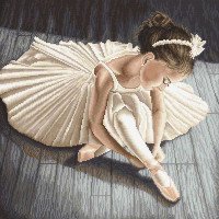 Набір для вишивки хрестиком LetiStitch L8037 Маленька балерина