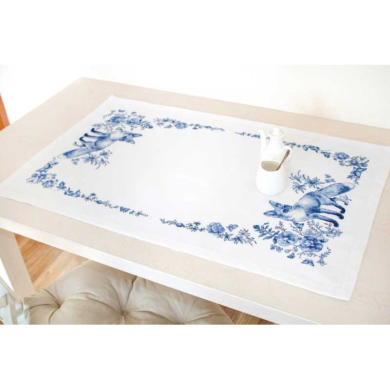 Cross Stitch Table Toppe Luca-S FM022 _