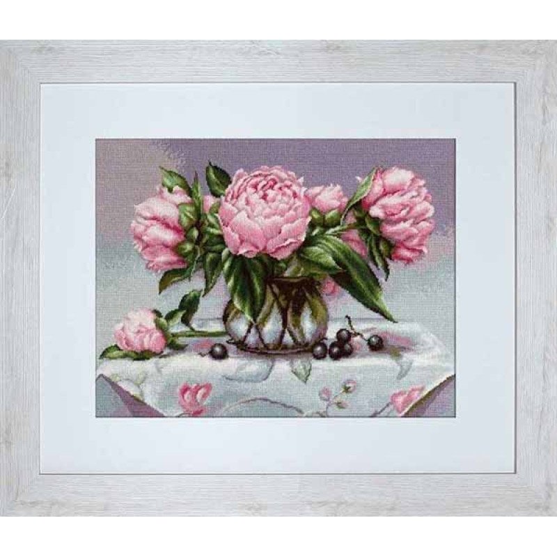 Cross Stitch Kits Luca-S B494 Vase with peonies (discontinued)