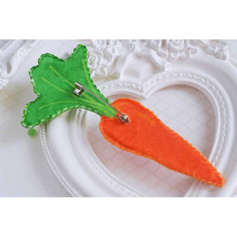 Beaded brooches kit Tela Artis B-017 Glamorous carrot