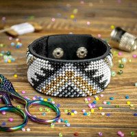 Bead embroidery kit on artificial leather Wonderland Crafts FLBB-025