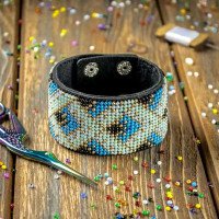 Набір для вишивання бісером на штучній шкірі Wonderland Crafts FLBB-104