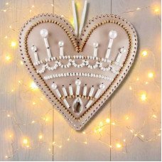Набор для вышивания бисером на искусственной коже Wonderland Crafts FLBB-125