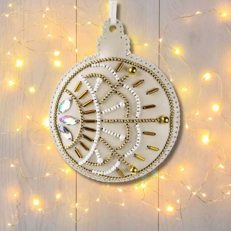 Bead embroidery kit on artificial leather Wonderland Crafts FLBB-129