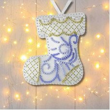 Набор для вышивания бисером на искусственной коже Wonderland Crafts FLBB-137