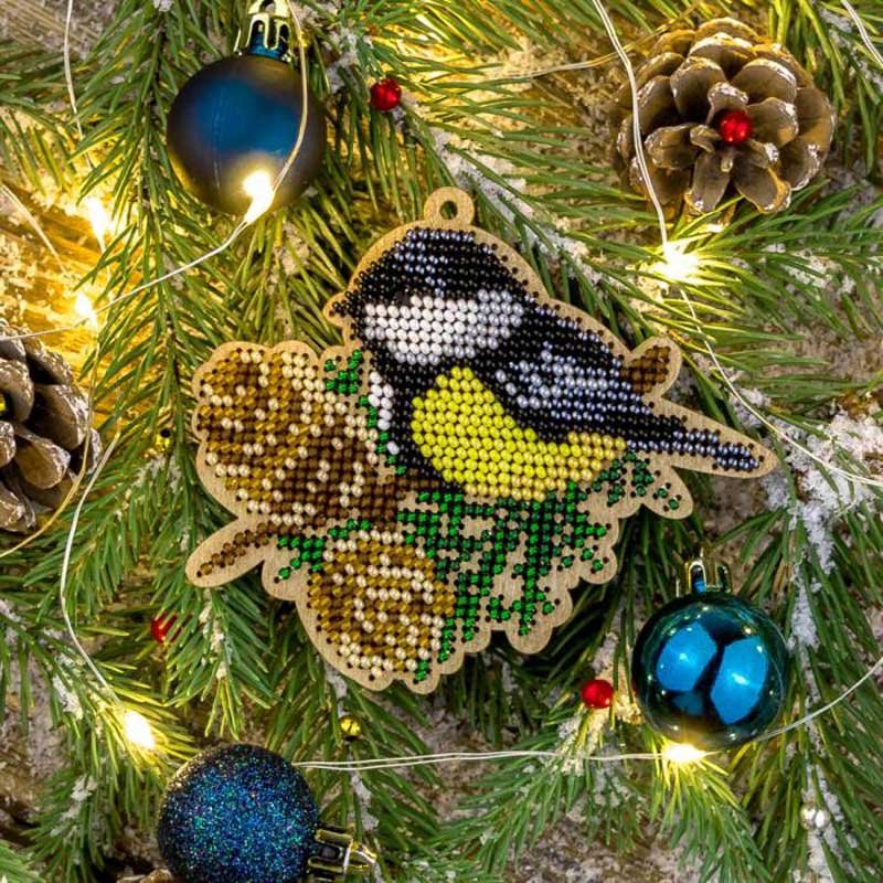 Bead embroidery kit on wood Wonderland Crafts FLK-380 Christmas decorations