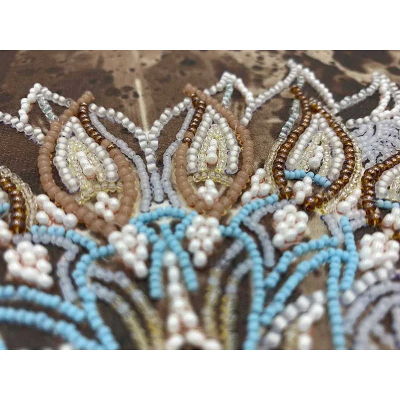 Main Bead Embroidery Kit on Canvas  Abris Art AB-855 Pride of the Savannah