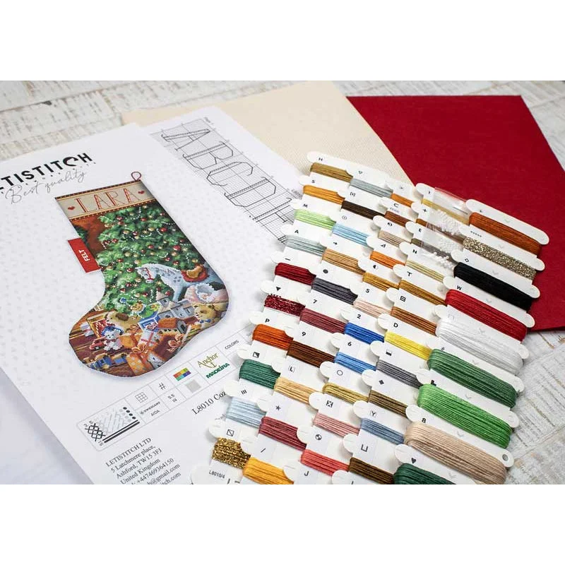 Cross Stitch Kits LetiStitch L8010 Cozy Christmas Stocking