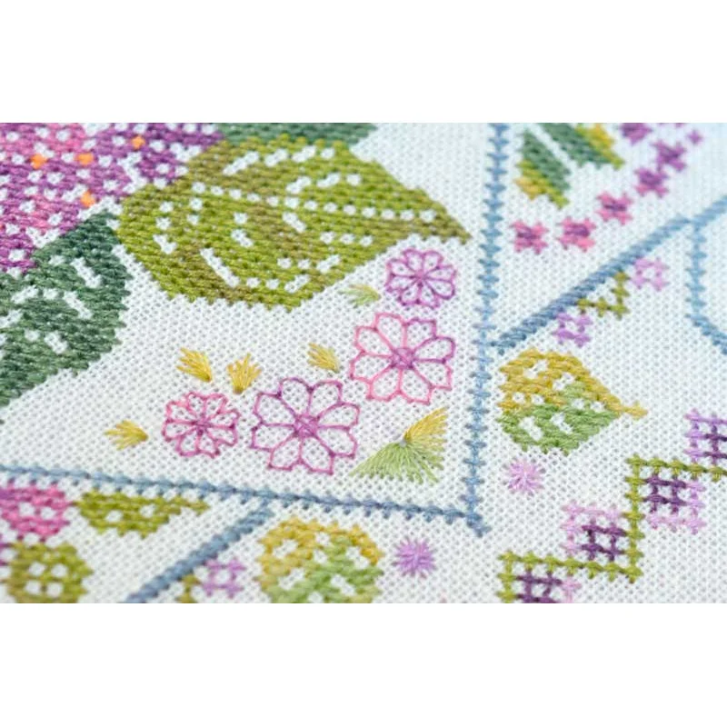 Cross Stitch Kits Tela Artis X-019 Lilac garden