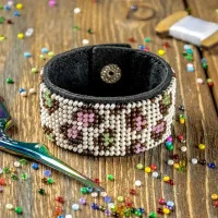 Набір для вишивання бісером на штучній шкірі Wonderland Crafts FLBB-108