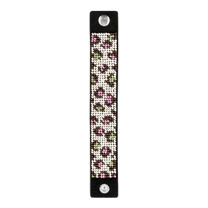 Bead embroidery kit on artificial leather Wonderland Crafts FLBB-108