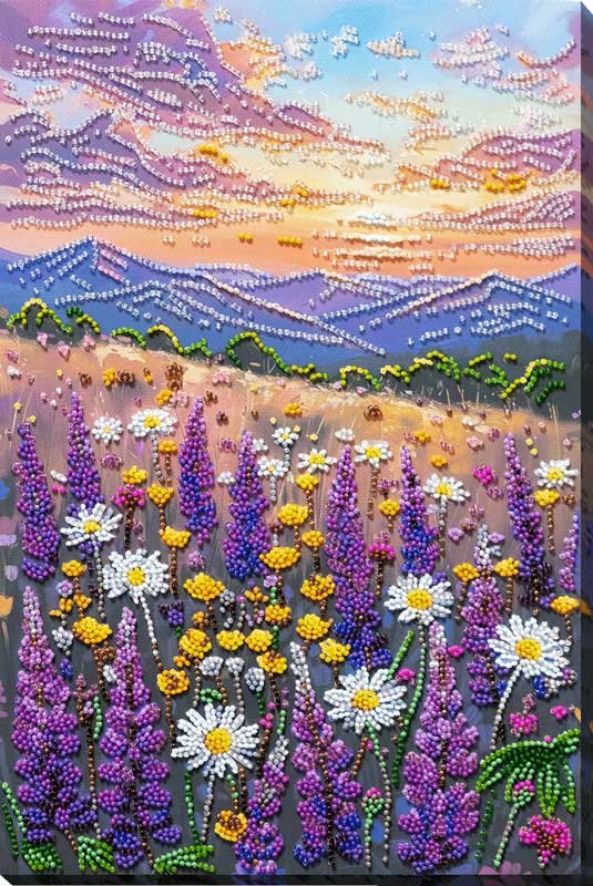 Foto Main Bead Embroidery Kit on Canvas  Abris Art AB-974 Valley of Dreams