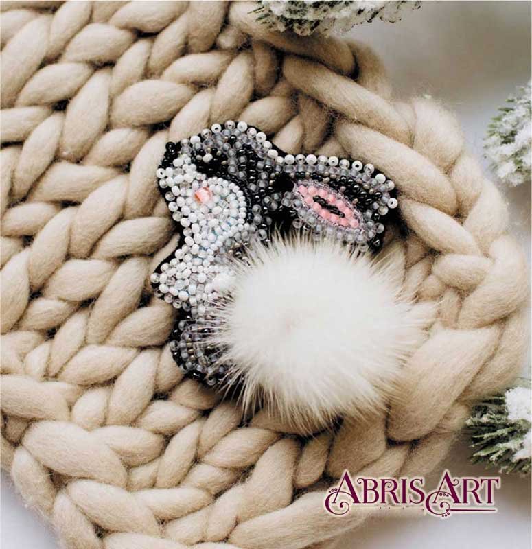Фото Набор для вышивки бисером украшения на натуральном художественном холсте Абрис Арт AD-026 Зайка