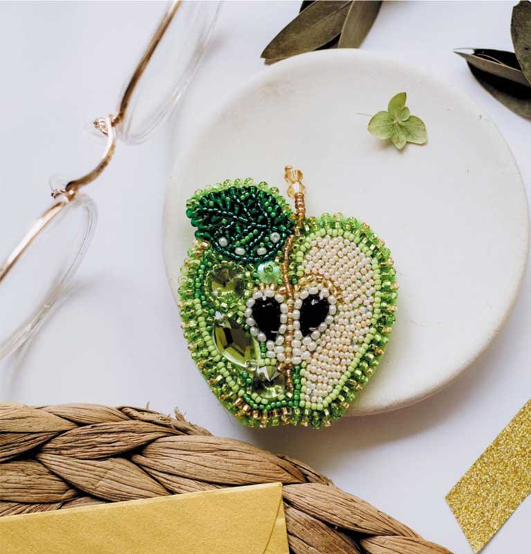 Photo Bead embroidery kit decorations Abris Art AD-030 Green apple