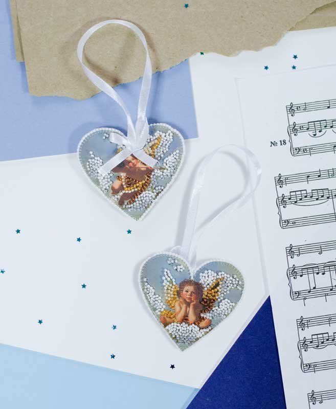 Фото Набор для вышивки бисером новогодней игрушки на натуральном художественном холсте Абрис Арт АВТ-053 Твой маленький Купидон