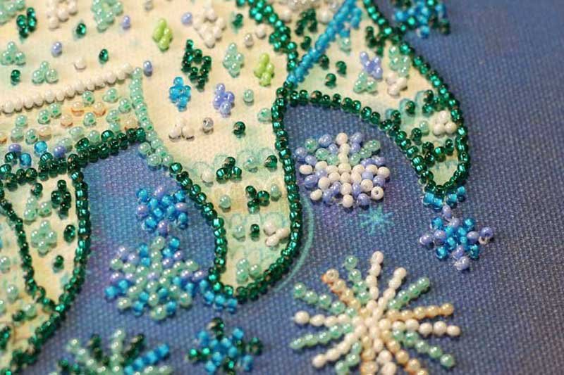Photo 3 Mid-sized bead embroidery kit Abris Art AMB-051 Happy