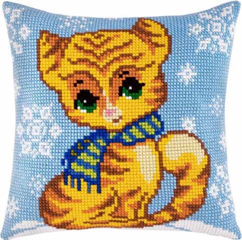 Foto Pillow for cross-stitching Charіvnytsya Z-16 Kitten winter