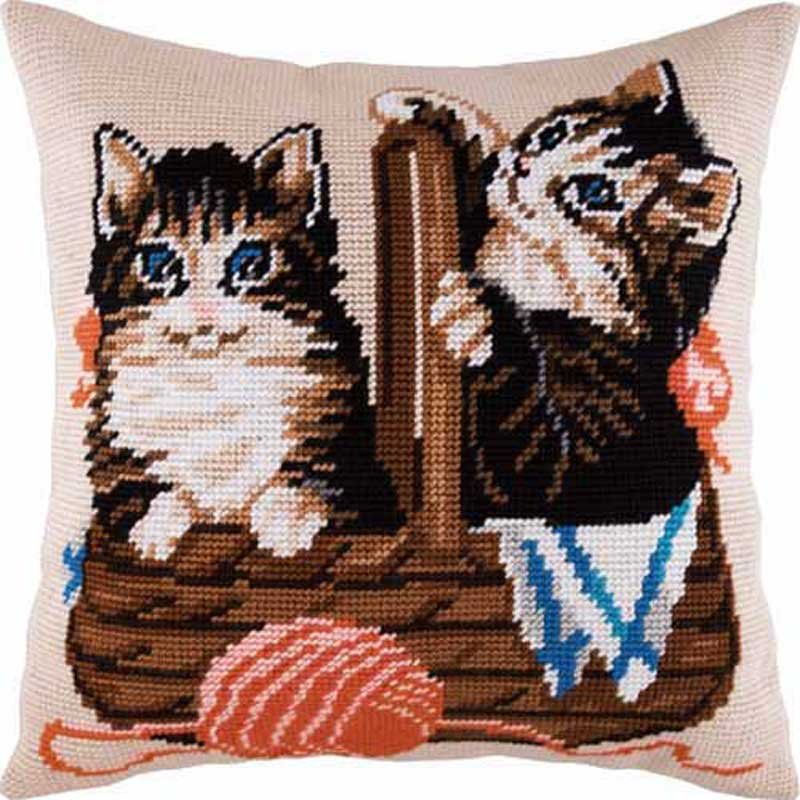 Foto Pillow for embroidery half-cross Charіvnytsya V-15 Kittens in a basket