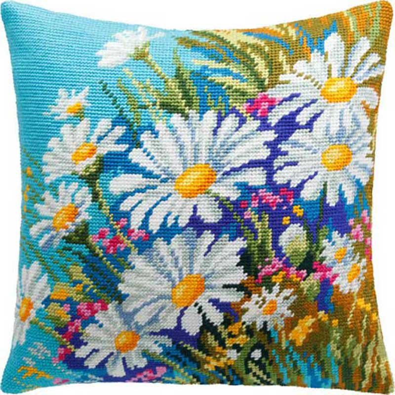 Foto Pillow for embroidery half-cross Charіvnytsya V-152 Camomile field