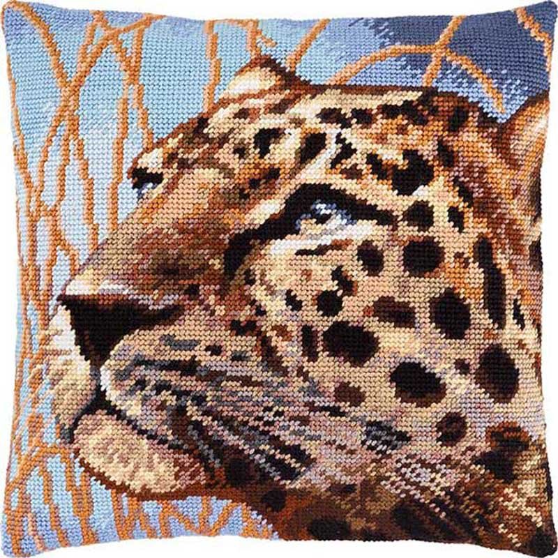 Foto Pillow for embroidery half-cross Charіvnytsya V-161 Leopard