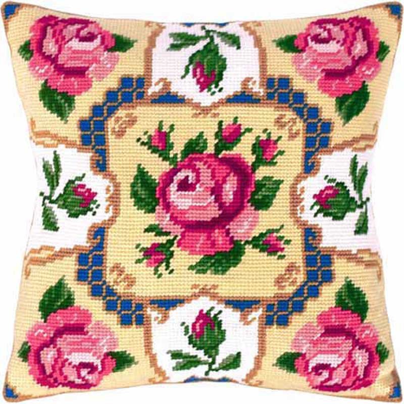 Фото Подушка для вишивки напівхрестом Чарівниця V-43 Традиційні троянди