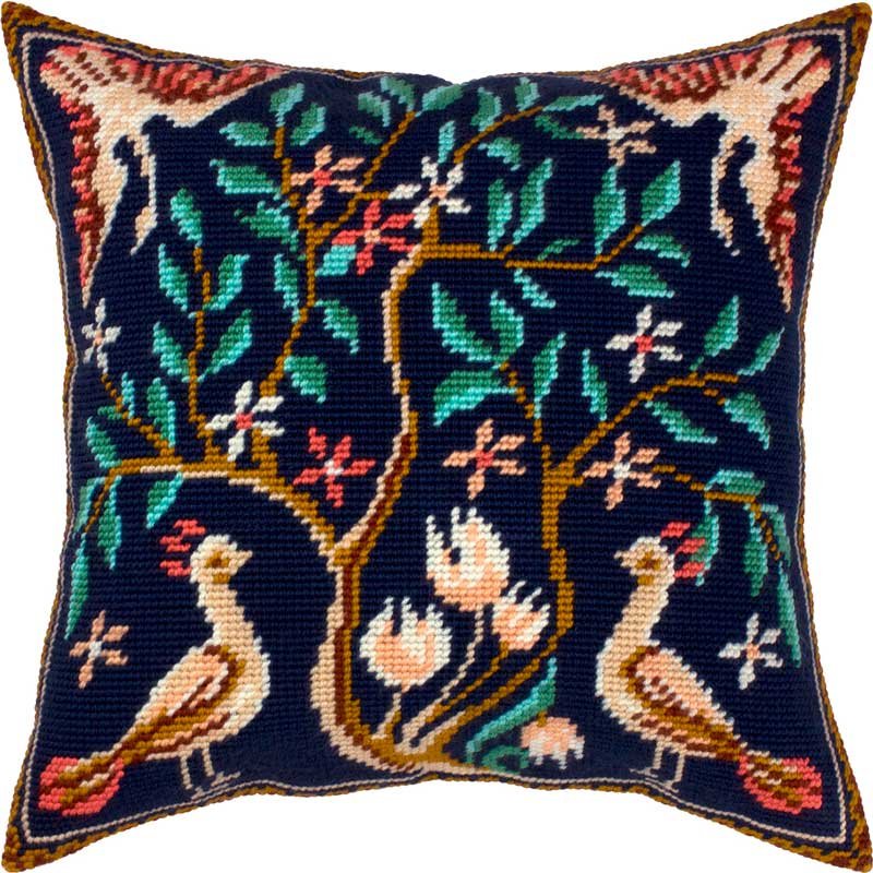 Foto Pillow for embroidery half-cross Charіvnytsya V-439 Birds V. Morris