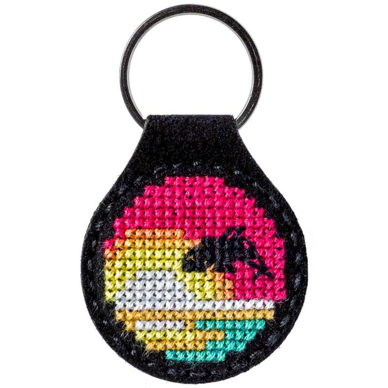 Фото 3 Набір для вишивання нитками брелока для ключів Чарівна країна FLHL-016