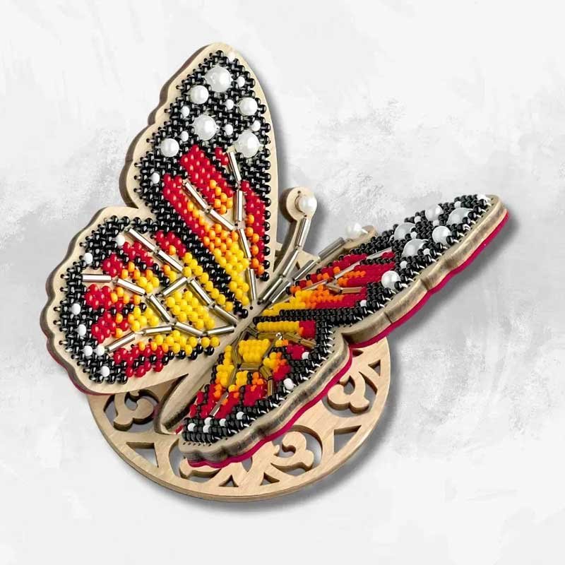 Photo Beadwork on wood Wonderland Crafts Bright butterfly animals