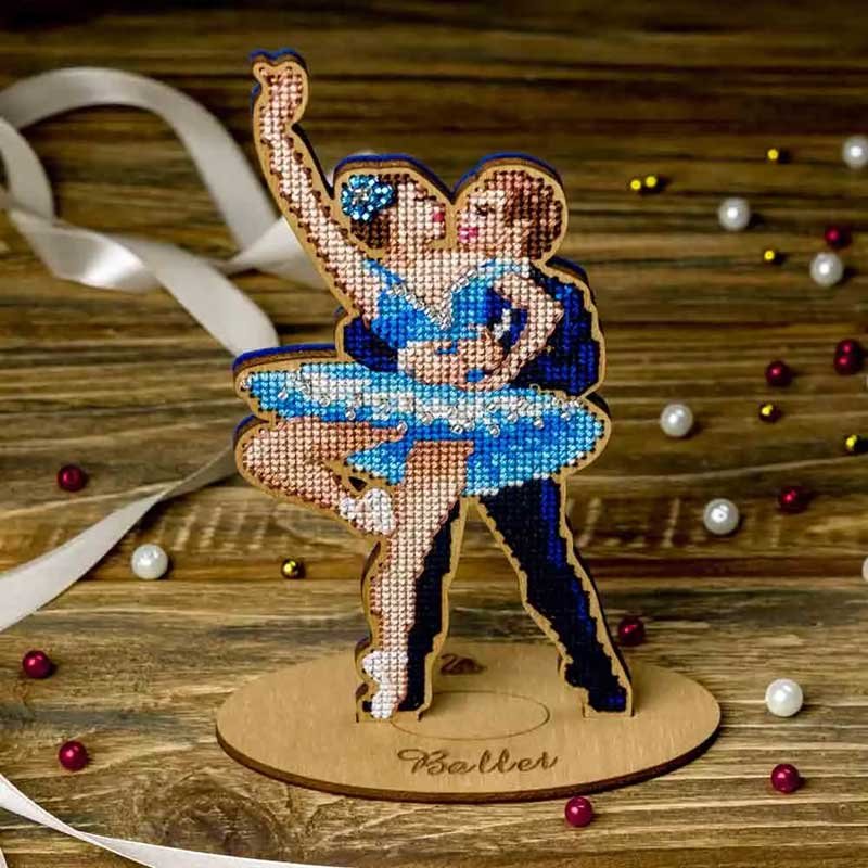 Photo Embroidery on wood with threads Wonderland Crafts FLW-028